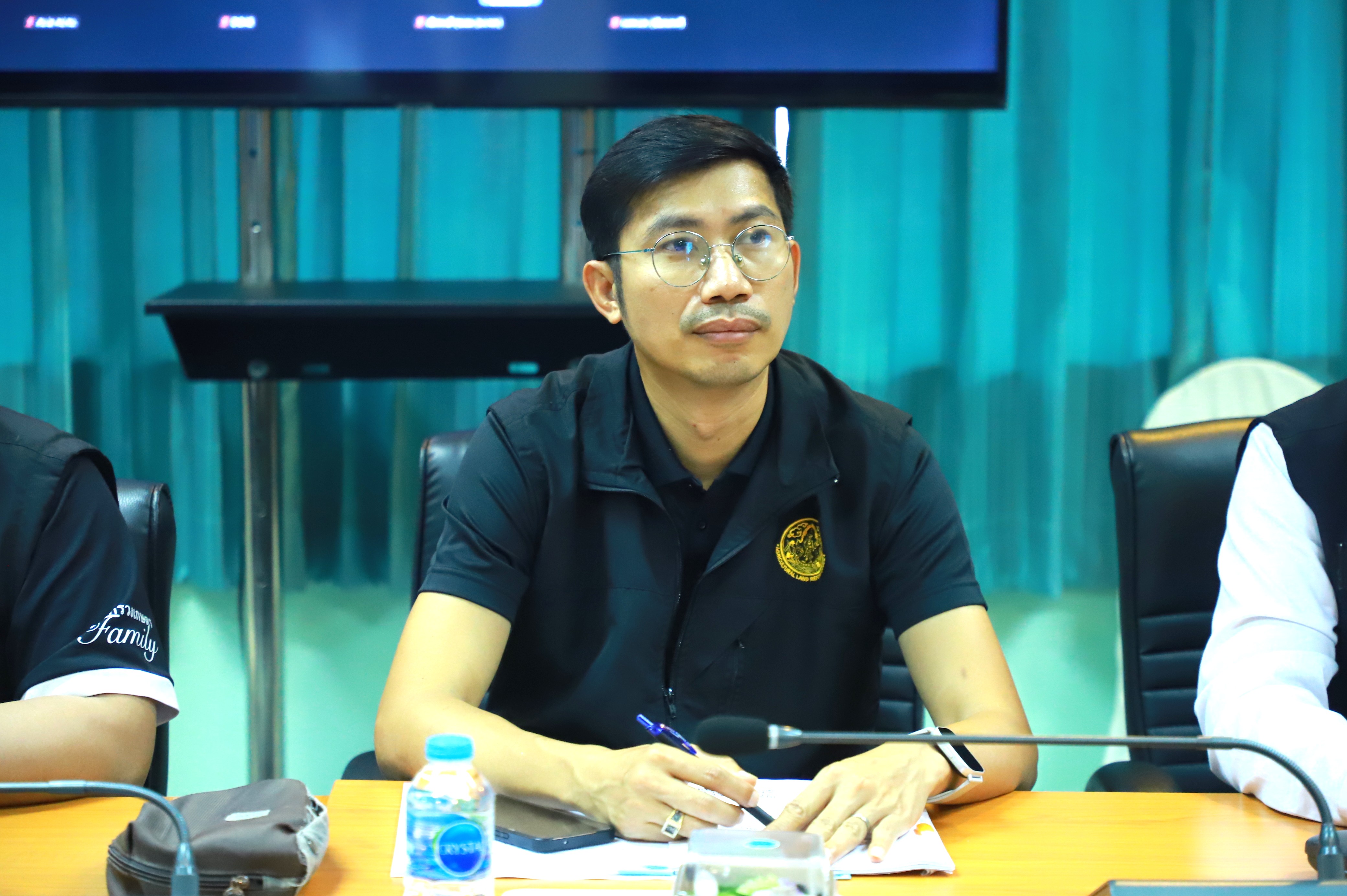 title - ส.ป.ก. ร่วมประชุมคณะทำงานที่ 3 เดินหน้าปั้น “รางบัวโมเดล” สู่ต้นแบบเมืองเกษตรนวัตกรรมครบวงจร พร้อมลุยพื้นที่รับฟังปัญหาเกษตรกรราชบุรี